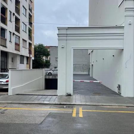 Leo Lux 2 Apartment Nis Exterior photo
