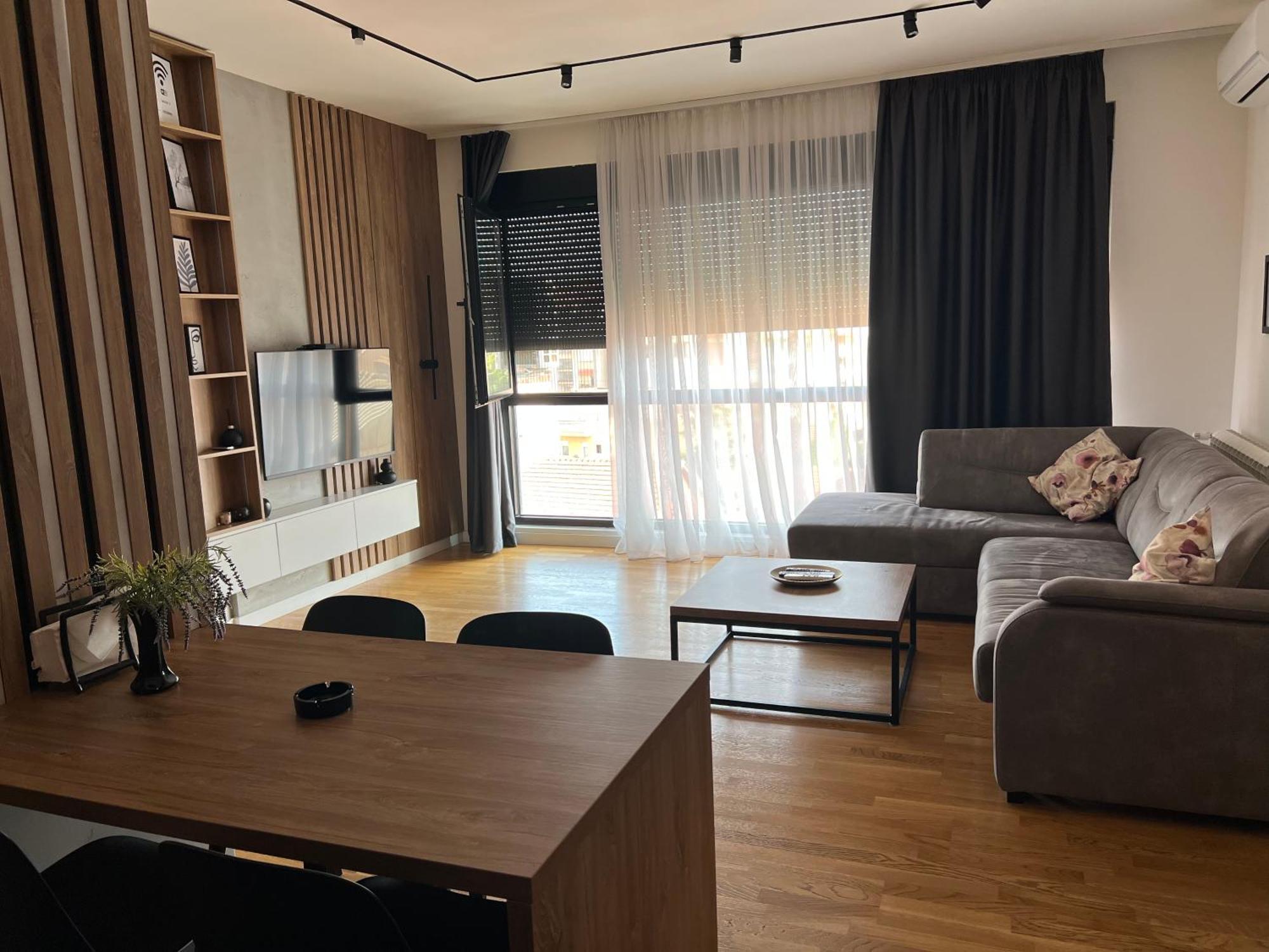 Leo Lux 2 Ni